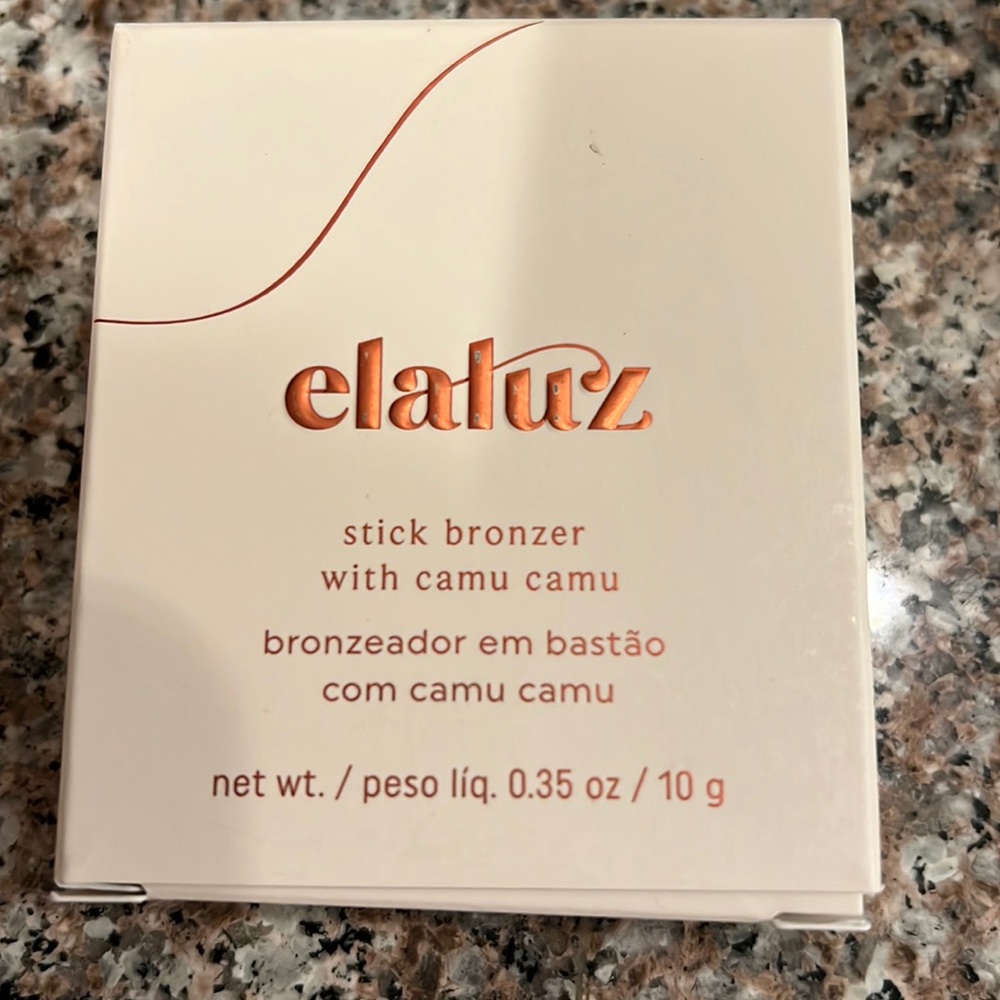 Ela Luz bronzer